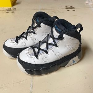 Jordan 9 Retro ‘University Blue’